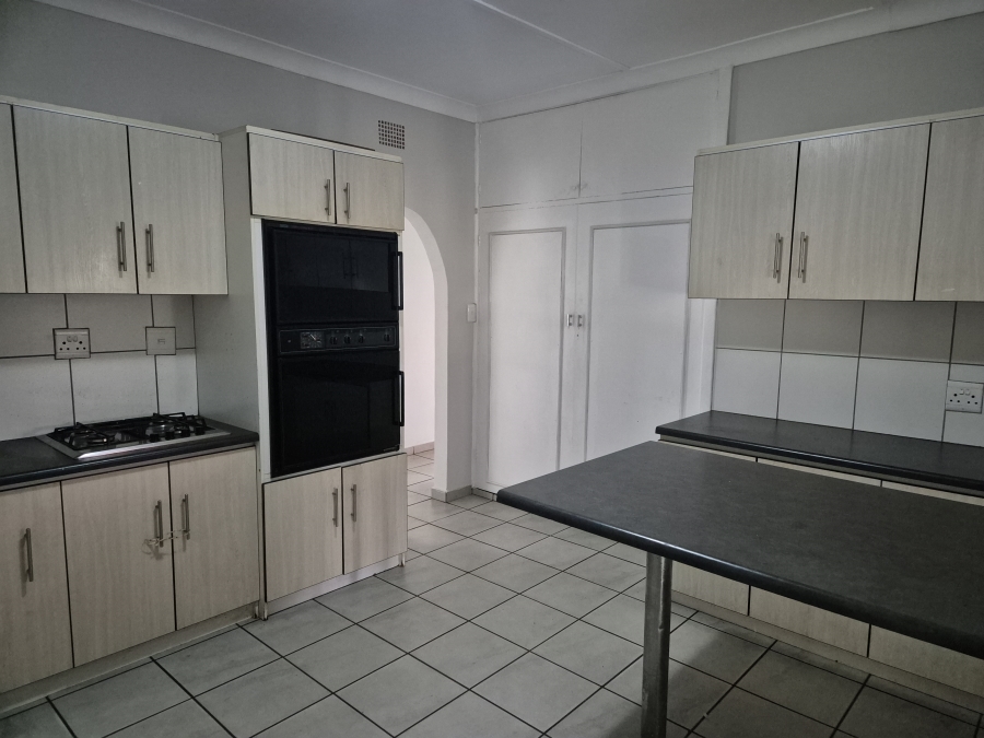 2 Bedroom Property for Sale in Wilkoppies North West